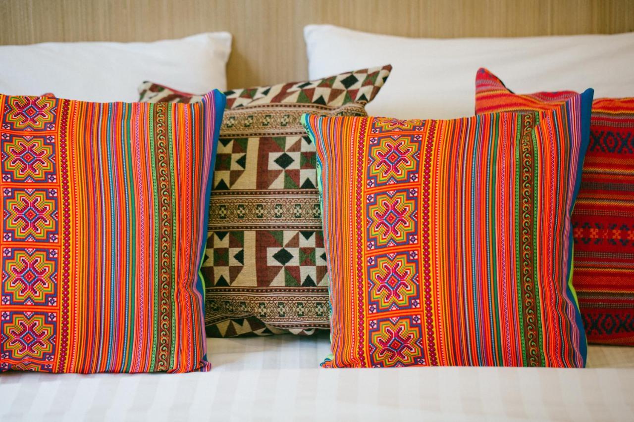 Hotel The Odyssey Chiang Mai Esterno foto