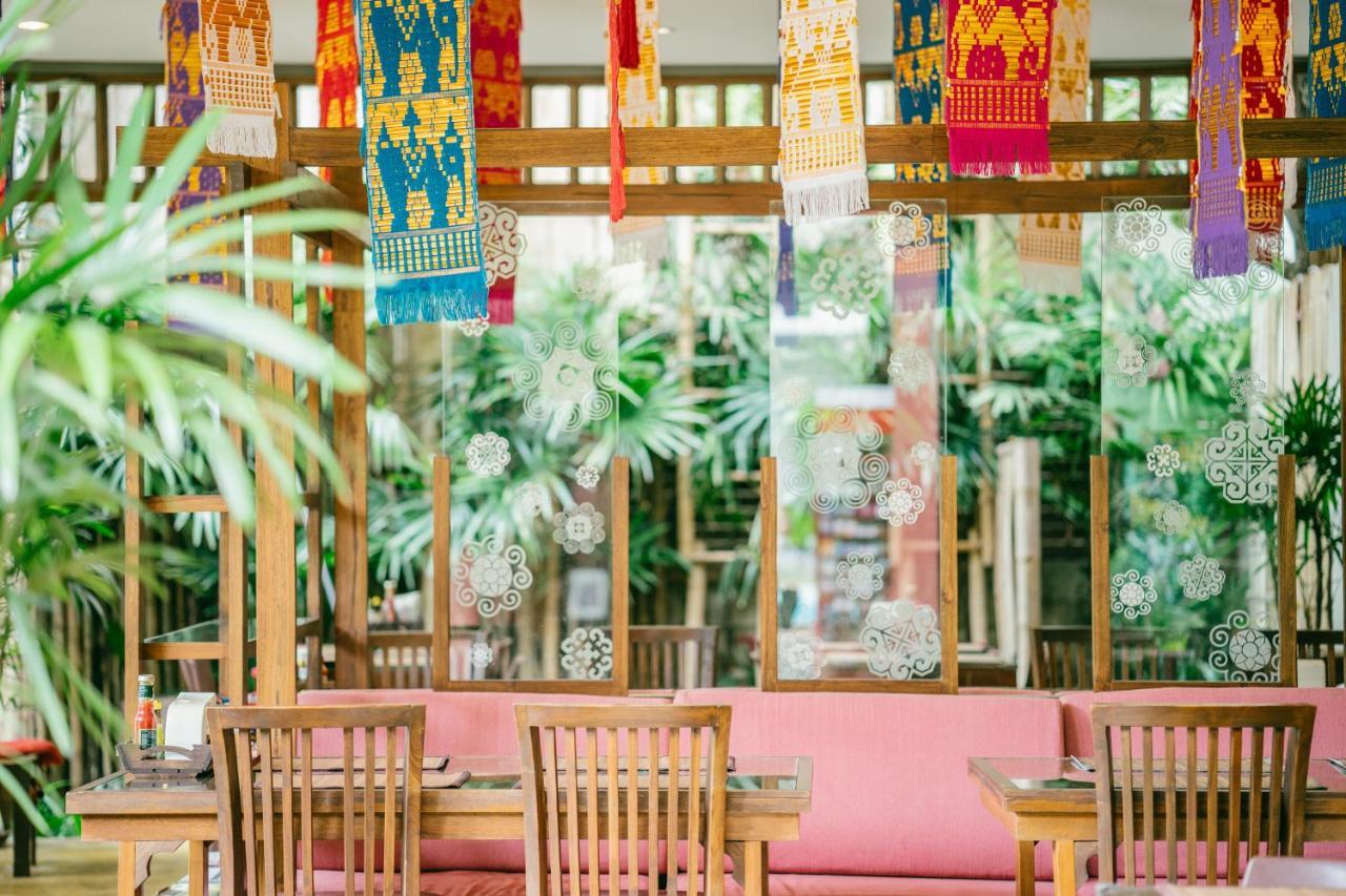Hotel The Odyssey Chiang Mai Esterno foto